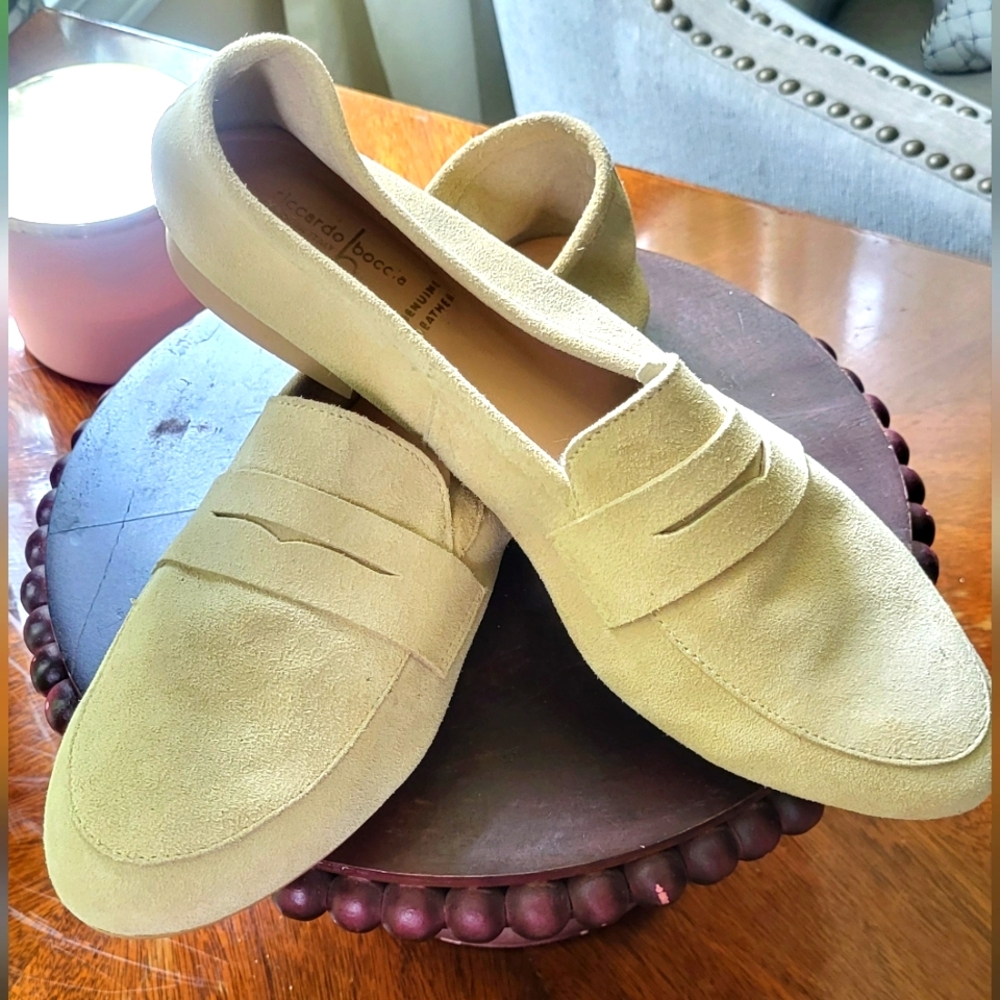 Riccardo Boccia Women's Cream Loafers